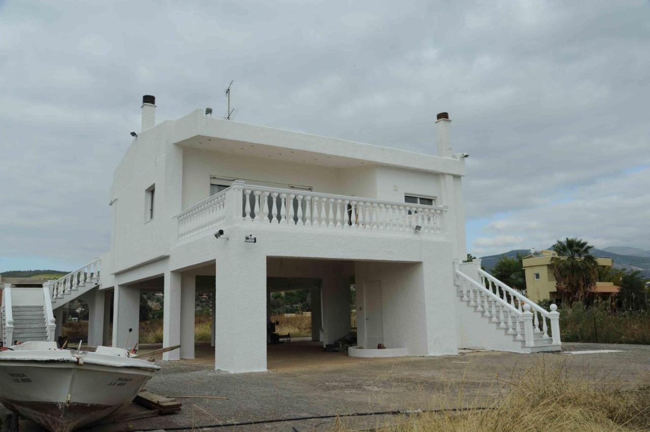 Family Sea Summer House At Eretria (Evia)