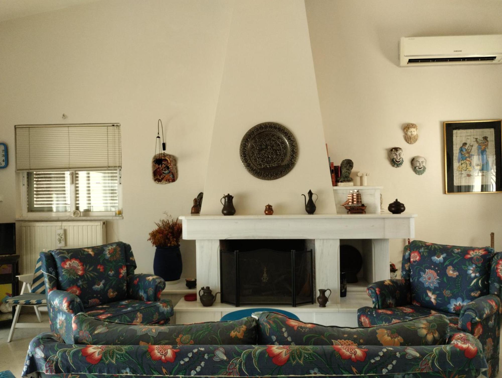 Family Sea Summer House At * Eretria (Evia)